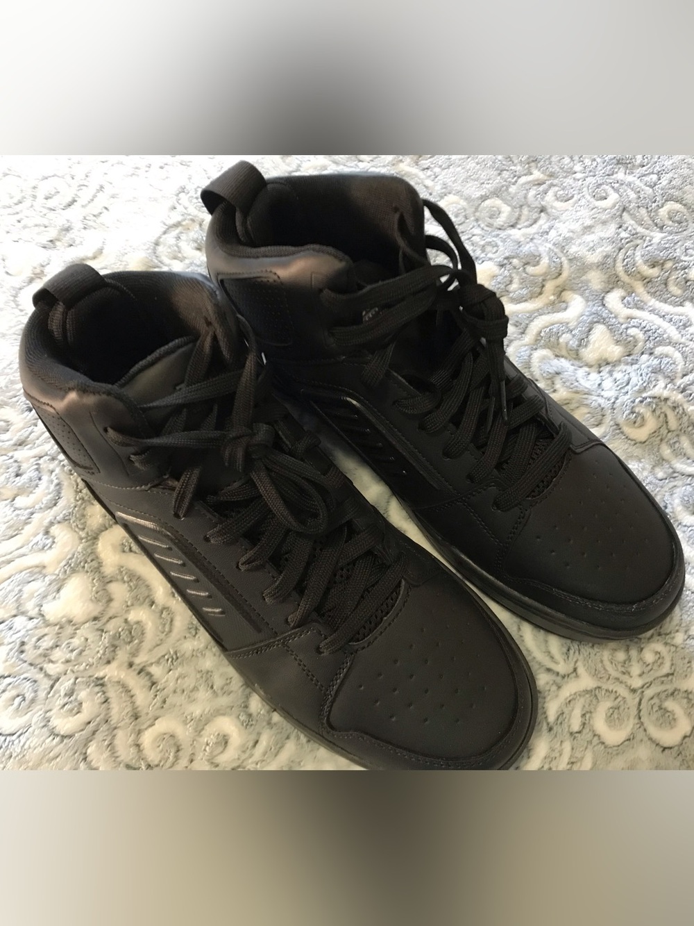 NWOT Tred-Safe Slip Resistant Black Boots Size 11